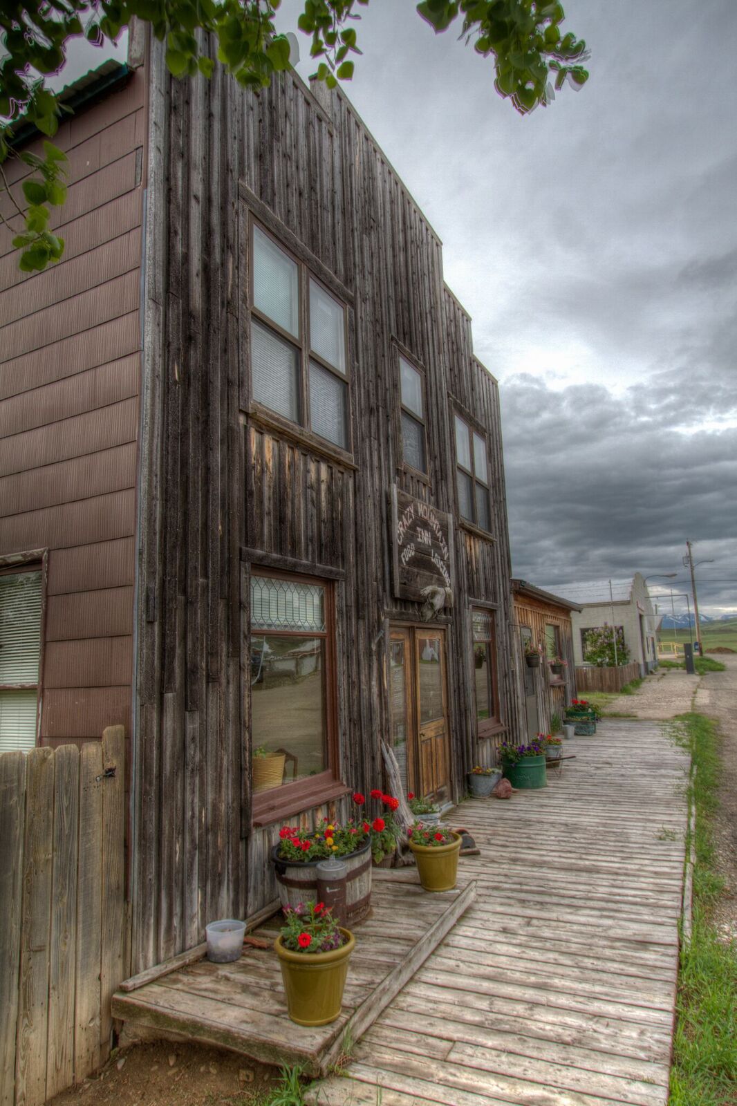 Crazy Mountain Inn exterior